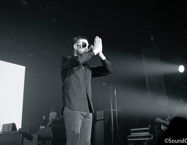 Kasabian en concert au Bataclan, Paris, le 30 avril 2014