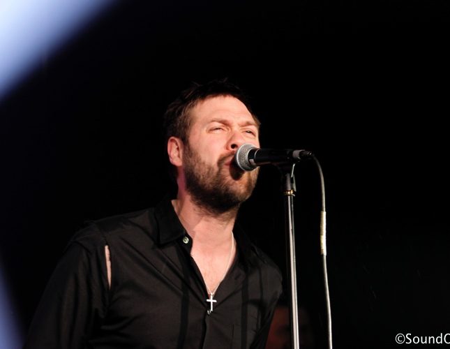 Kasabian en concert au Bataclan, Paris, le 30 avril 2014