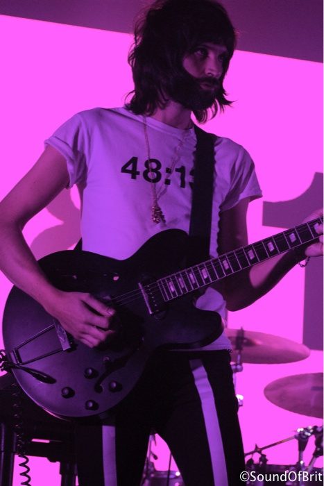 Kasabian en concert au Bataclan, Paris, le 30 avril 2014