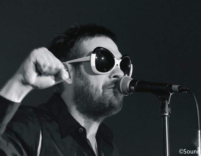 Kasabian en concert au Bataclan, Paris, le 30 avril 2014