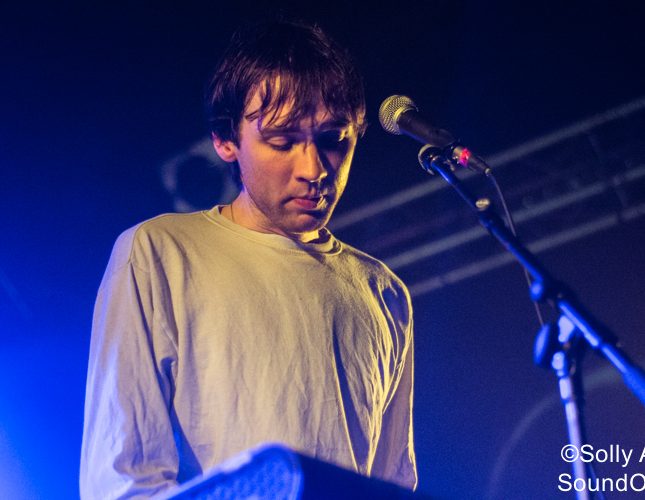 Meilyr Jones en concert au Point Ephémère le 16 Avril 2016