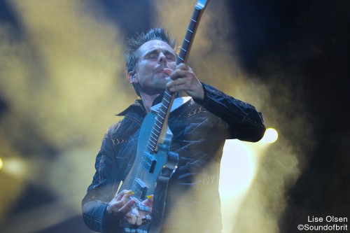 Muse en concert à la Tour Eiffel, Paris, le 28 juin 2016 par Soundofbrit