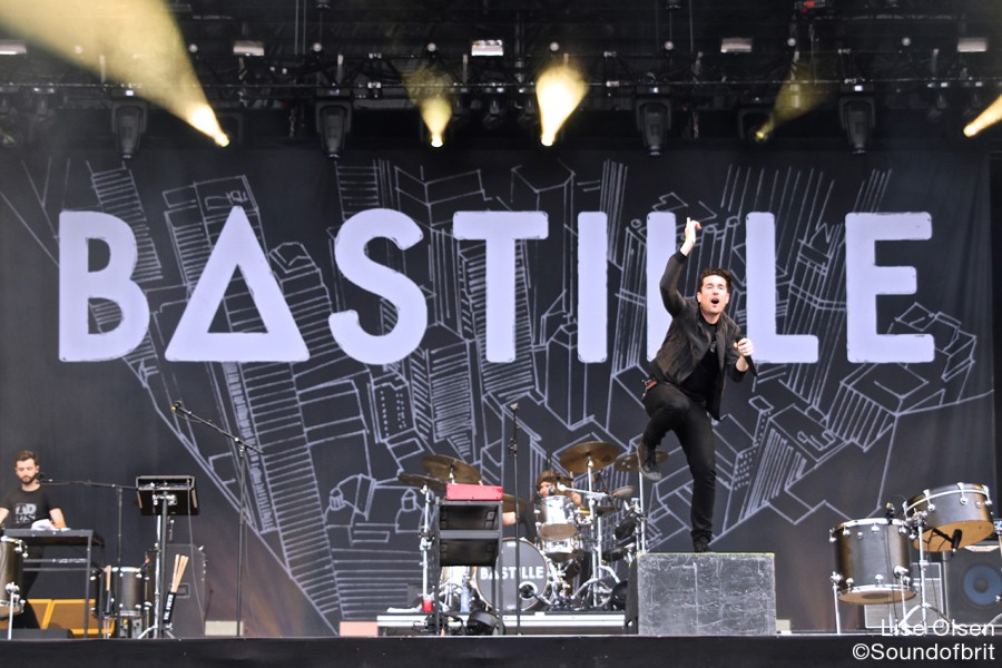 Bastille en concert au Festival Rock en Seine, Domaine National de Saint-Cloud, le 26 août 2016