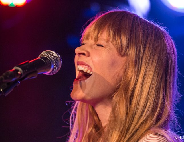 Lucy Rose en concert au Sentier des Halles, à Paris, le 17/04/2018