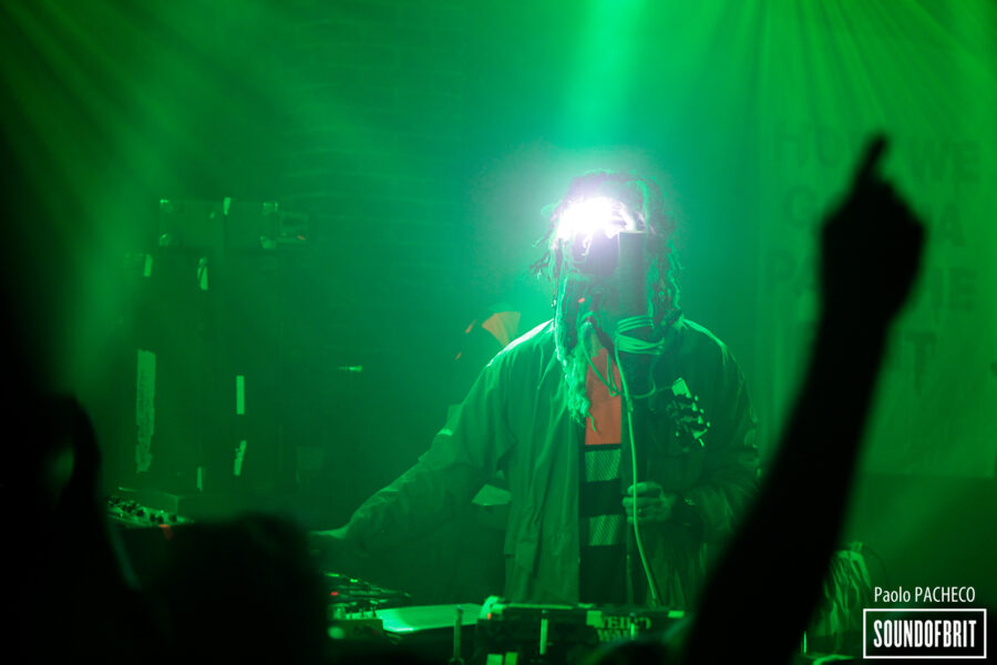 Snapped Ankles en concert à La Maroquinerie, Paris, le 2 avril 2025 - Paolo PACHECO