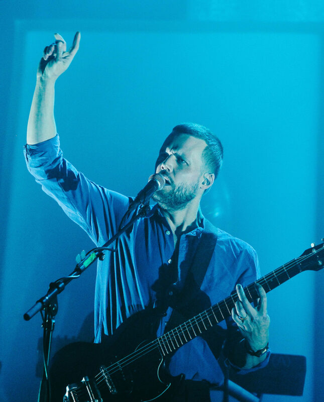 White Lies en concert à la Machine du Moulin Rouge, Paris, le 3 février 2026