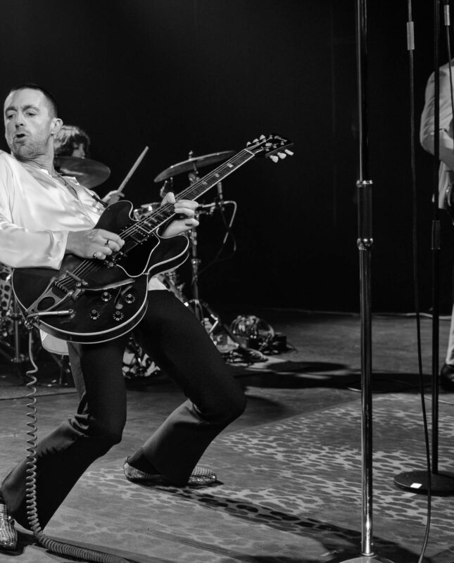 Miles Kane en concert au Trianon, à Paris, le 20 mars 2026