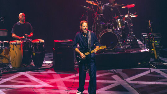 Ed O' Brien en concert à la Salle Pleyel, Paris, le jeudi 9 octobre 2026