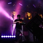 Fakear en concert au Fnac Live Festival, à Paris (Hôtel De Ville), le 22 juillet 2016
