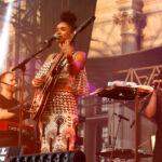 Lianne La Havas en concert au Fnac Live Festival (Hôtel de Ville de Paris), le 23 juillet 2016.