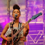 Lianne La Havas en concert au Fnac Live Festival (Hôtel de Ville de Paris), le 23 juillet 2016.