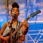 Lianne La Havas en concert au Fnac Live Festival (Hôtel de Ville de Paris), le 23 juillet 2016.