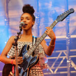 Lianne La Havas en concert au Fnac Live Festival (Hôtel de Ville de Paris), le 23 juillet 2016.