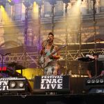 Lianne La Havas en concert au Fnac Live Festival (Hôtel de Ville de Paris), le 23 juillet 2016.