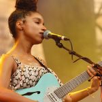 Lianne La Havas en concert au Fnac Live Festival (Hôtel de Ville de Paris), le 23 juillet 2016.