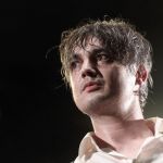 Pete Doherty en live sur la place de la République à Paris