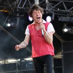 Cage The Elephant en concert au Festival Solidays, à l'Hippodrome de Longchamp, le 24 juin 2017