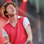 Cage The Elephant en concert au Festival Solidays, à l'Hippodrome de Longchamp, le 24 juin 2017