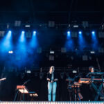 London Grammar au festival Lollapalooza Paris, à l'hippodrome de Longchamp, le 22 juillet 2017
