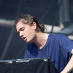 Otzeki en concert au Fnac Live Festival, sur le parvis de l'Hôtel De Ville de Paris, le 7 juillet 2017