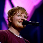 Ed Sheeran sur la scène du Stade de France