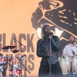 Black Pumas en concert au Festival Beauregard