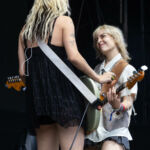Nieve Ella en concert au Festival Beauregard 2024