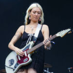 Nieve Ella en concert au Festival Beauregard 2024
