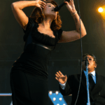 Raye au festival Lollapalooza 2025