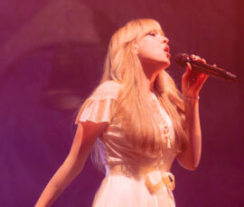 Sunday (1994) en première partie de The Last Dinner Party @ Zénith de Paris, le mercredi 25 février 2026 Sunday (1994) en première partie de The Last Dinner Party @ Zénith de Paris, le mercredi 25 février 2026