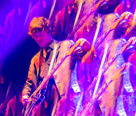 Girl in the Year Above, en première partie de The Kooks, au Zénith de Paris, le 8 février 2026
