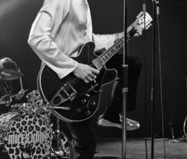 Miles Kane en concert au Trianon, à Paris, le 20 mars 2026