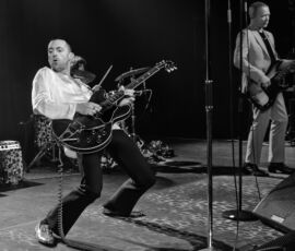 Miles Kane en concert au Trianon, à Paris, le 20 mars 2026