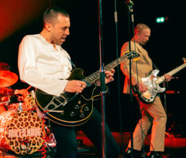 Miles Kane en concert au Trianon, à Paris, le 20 mars 2026