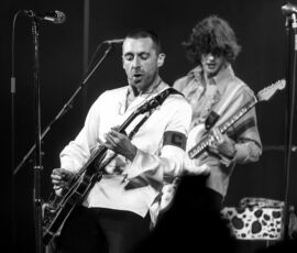 Miles Kane en concert au Trianon, à Paris, le 20 mars 2026