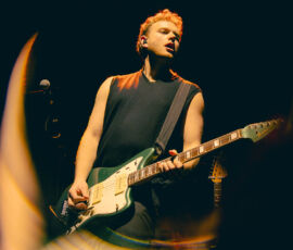 Swim School, en premiere partie de Suede, à l'Olympia, Paris, le 14 mars 2026