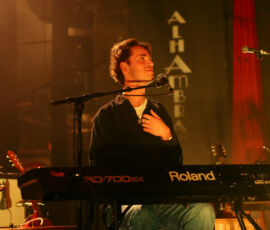 Iskander Moon en prèmiere partie de Tom Smith en concert à l'Alhambra, Paris, le 10 avril 2026