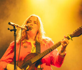 Katy J Pearson, en première partie de CMAT, au Trianon, Paris, le 2 avril 2026